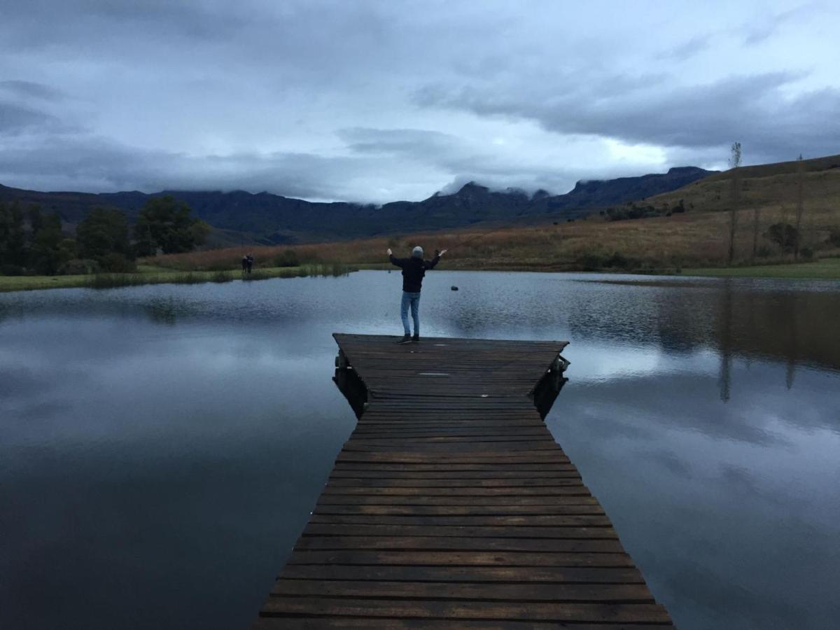 Montusi Mountain Lodge Bonjaneni エクステリア 写真