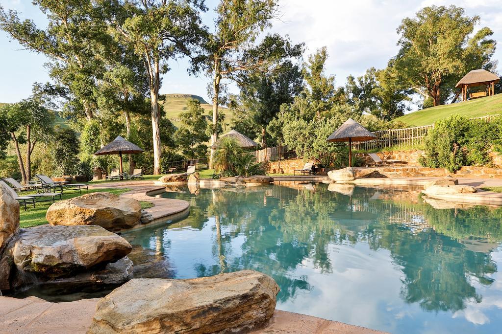 Montusi Mountain Lodge Bonjaneni エクステリア 写真